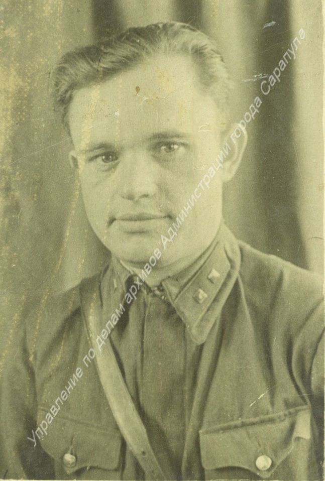 Диденко Порфирий Лаврентьевич - лейтенант отдельного топографического кавалерийского эскадрона.